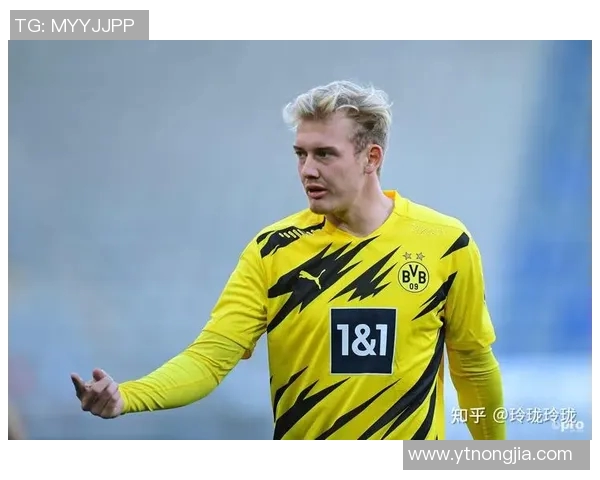 揭秘有瓜的足球明星背后的趣事与绯闻大揭秘