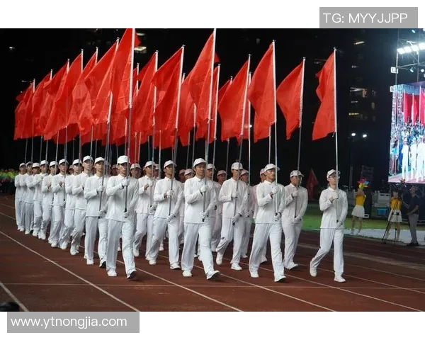 足球明星张路现场精彩瞬间回顾与球迷互动热情洋溢的盛况 足球明星张路现场精彩瞬间回顾与球迷互动热情洋溢的盛况