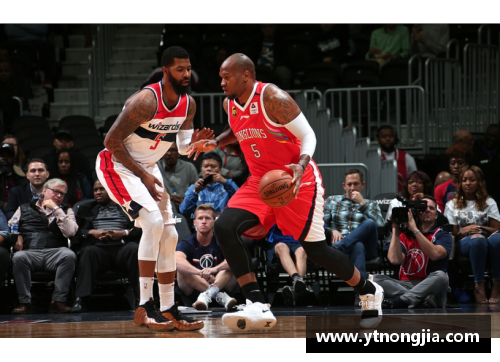 《深夜篮球盛宴：熬夜追逐NBA精彩比赛的终极指南》
